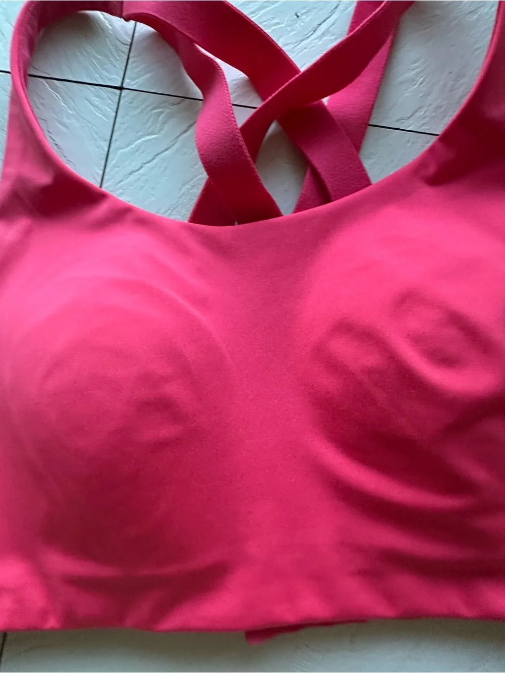 Lululemon Energy Bra *High Support, B-DDD Cups Lip Gloss